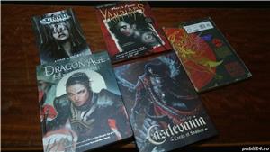 Pachet carti bazate pe jocuri video, o alta forma de arta grafica