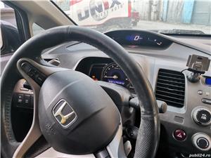 Dezmembrez honda civic sedan 1.8 ivtec an 2008  - imagine 3