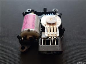 Motoraș, actuator, servomotoraș clima VW Passat B6, B7, Golf V, Touran, Tiguan, Seat, Skoda. - imagine 6