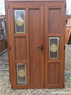 Usi noi stejar auriu sticla pictata manual