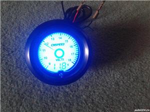 Ceas voltmetru digital 7 culori LCD - imagine 2