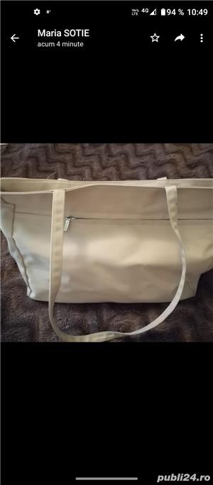 Posete diferite modele si culori