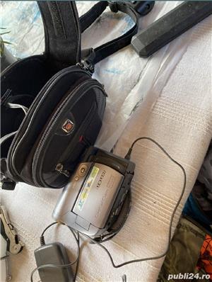 superoferta camera video samsung cu incarcator geanta si card de memorie