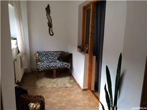 Inchiriez in regim hotelier Apartament 2 camere Azuga  - imagine 4