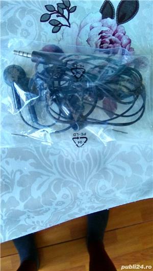 Căști și huse iPhone - imagine 8