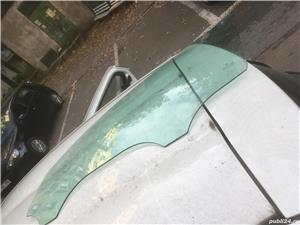 Vand geam usa fata de VW Passat Variant stanga si dreapta  - imagine 2