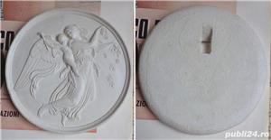 două obiecte decorative cu temă religioasă - imagine 3