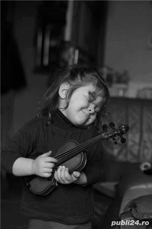 Ofer lectii de PIAN,  VIOLONCEL, teoria muzicii (nivel incepatori).