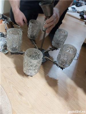Candelabru cu 5 becuri.