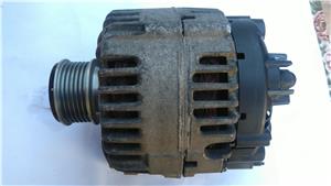 Vând alternator cod original 06F903023C