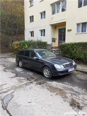 Dezmembrez Mercedes E 220 w211 combi - imagine 3