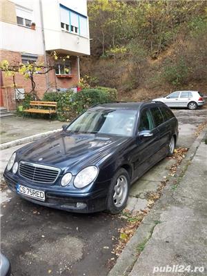 Dezmembrez Mercedes E 220 w211 combi - imagine 2