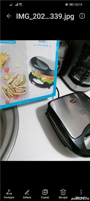 Vând sandwichmaker star Light nou nouț, are o. Mica ciobitura in spate la plastic puțin vizibila.  - imagine 4