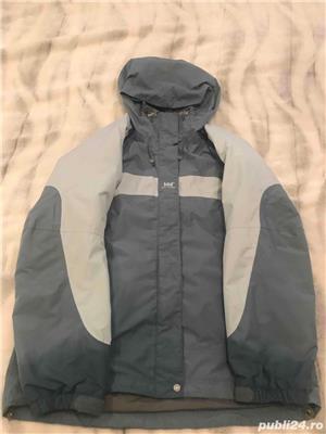 Geci Helly Hansen si Camel Active