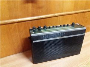 Set colectie radio vechi anii 60-70 Sanyo Aiwa Hitachi Gloria Zefir - imagine 9