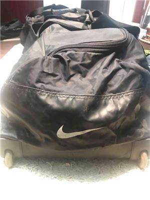 Genti Nike - imagine 3