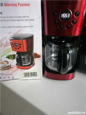 Vând cafetiera cu timer si  programare, noua la cutie.  - imagine 2