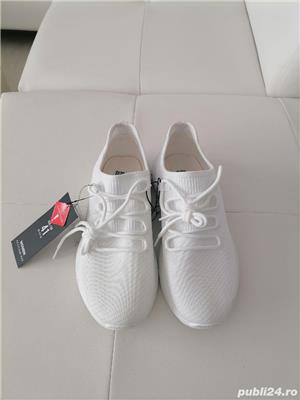 Vând pantofi sport fashion noi nouti, produs de calitate, produs nou.  - imagine 9