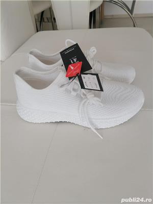 Vând pantofi sport fashion noi nouti, produs de calitate, produs nou.  - imagine 3