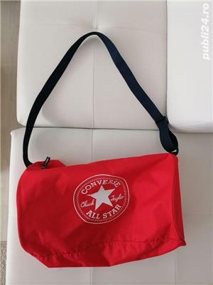 Vând geanta sport Converse, produs de calitate produs de import Germania.  - imagine 3