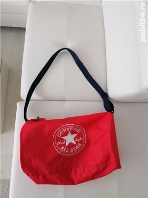 Vând geanta sport Converse, produs de calitate produs de import Germania.  - imagine 7