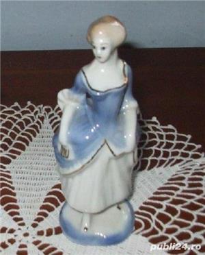 Bibelou statueta doamna domnisoara rochie eleganta vechi deosebit