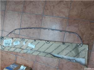 Ornament grila crom Amarok - imagine 2