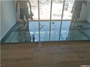 Pardoseala din sticla  - imagine 3