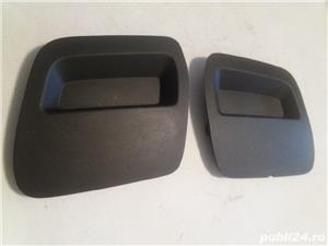 Capac ornament bara fata STG/DR Dacia Duster 2 2017+  HJD . Produs nou si original Renault.  - imagine 2