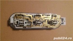 Lampa plafoniera cu 3 butoane Logan Sandero  8200073234. Produs nou si original Renault  - imagine 3