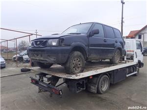 Dezmembrez nissan terrano ii 5p  2.7 tdi 125cp an 2002   - imagine 3