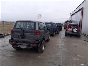 Dezmembrez nissan terrano ii 3p 2.7 tdi 125cp an 2001 ! - imagine 4
