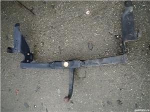 Cârlig remorcare Toyota rav4