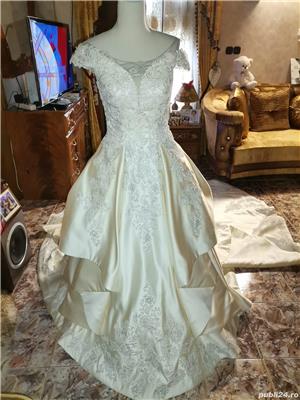 Vand rochie de mireasa si accesorii - imagine 5