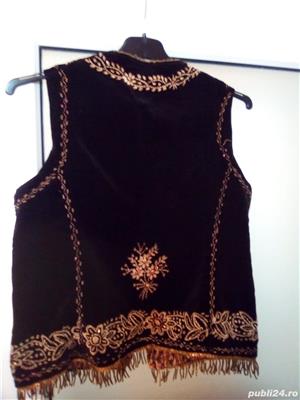 Vand Artizanat si Haine Traditionale Vechi din zona Vrancei - imagine 7