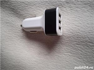Adaptor Priza Bricheta tripla auto,12-24V, 3 x USB,nou. - imagine 7