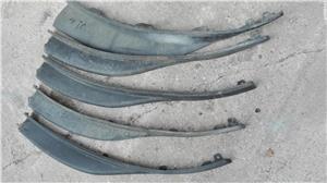 extensii - spoiler sub bara Opel Astra J 60 lei  - imagine 6