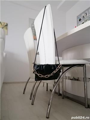 Vând poșetă fashion,  din piele ecologica,  un model deosebit,  un produs calitate.nou nouța.  - imagine 4