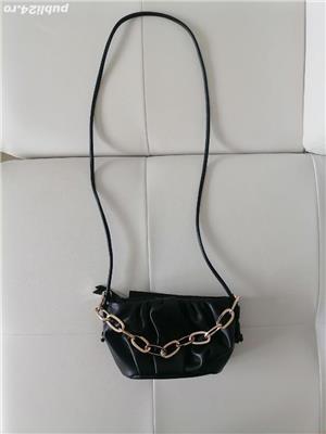 Vând poșetă fashion,  din piele ecologica,  un model deosebit,  un produs calitate.nou nouța.  - imagine 10