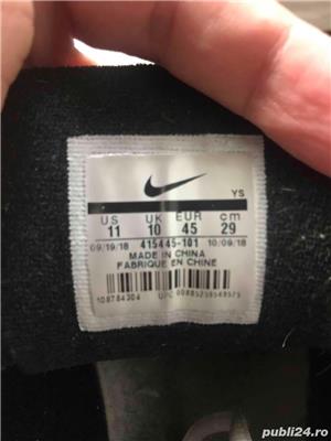 Nike Air Monarch - imagine 2