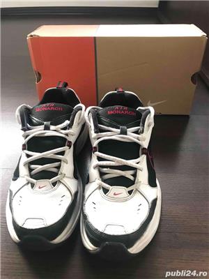 Nike Air Monarch - imagine 5