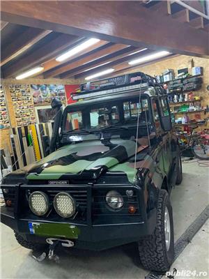 Land rover Defender  - imagine 4