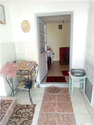 Vand casa cu 1513 mp. din care 267 mp. vie (45 min.de București) - imagine 4