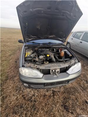 Dezmembrez Renault megane 1 1.9 dti break  - imagine 9