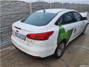 Stop dreapta FORD FOCUS 3 berlina 2013  - imagine 3