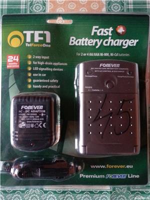 Incarcatoare Acumulatori AAA - AA - 9 V