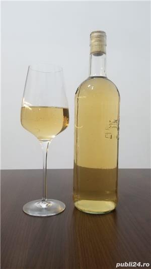 Vin natural de casa alb, roze, rosu