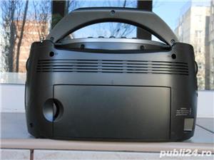 Radio GRUNDIG Music Boy 70 portabil Fm Mw Lw Sw1 Sw2 vintage Germany - imagine 10