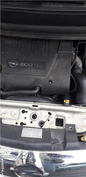 Dezmembrez opel zafira din 2006 - imagine 3