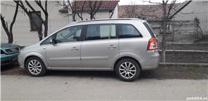 Dezmembrez opel zafira din 2006 - imagine 1